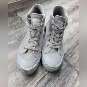 Rocket Dog Cheery Grey Corduroy High Top Sneaker - W7